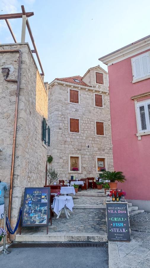 Apartmán Sophos Supetar Exteriér fotografie